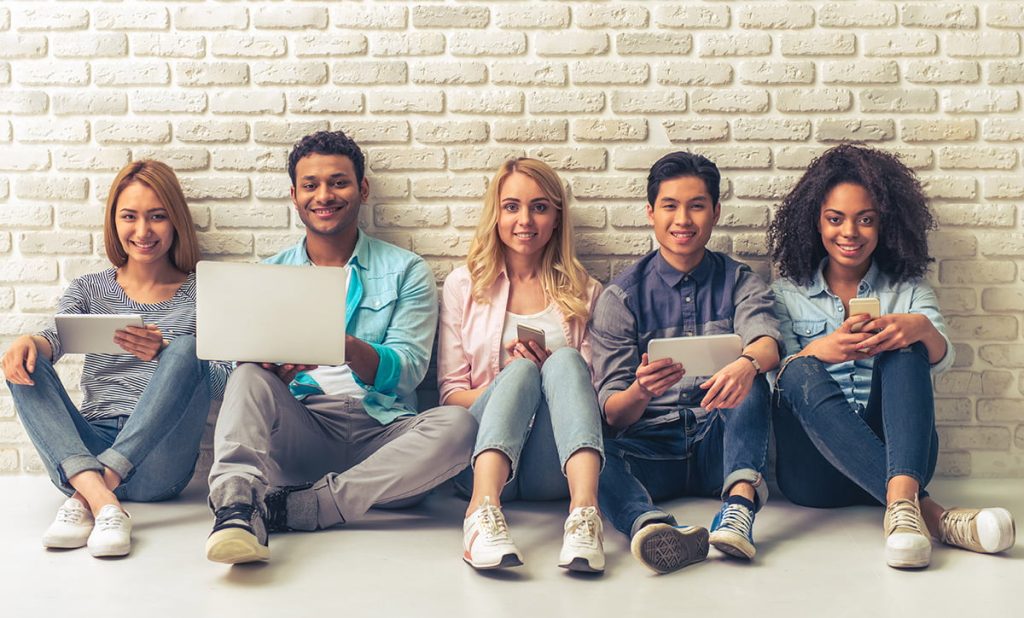 group-of-students-in-norway